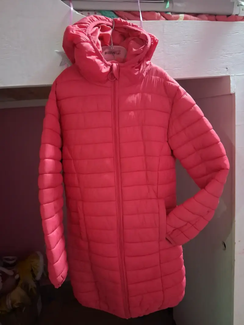 Parka acolchada color rojo niña talla 10 - 3