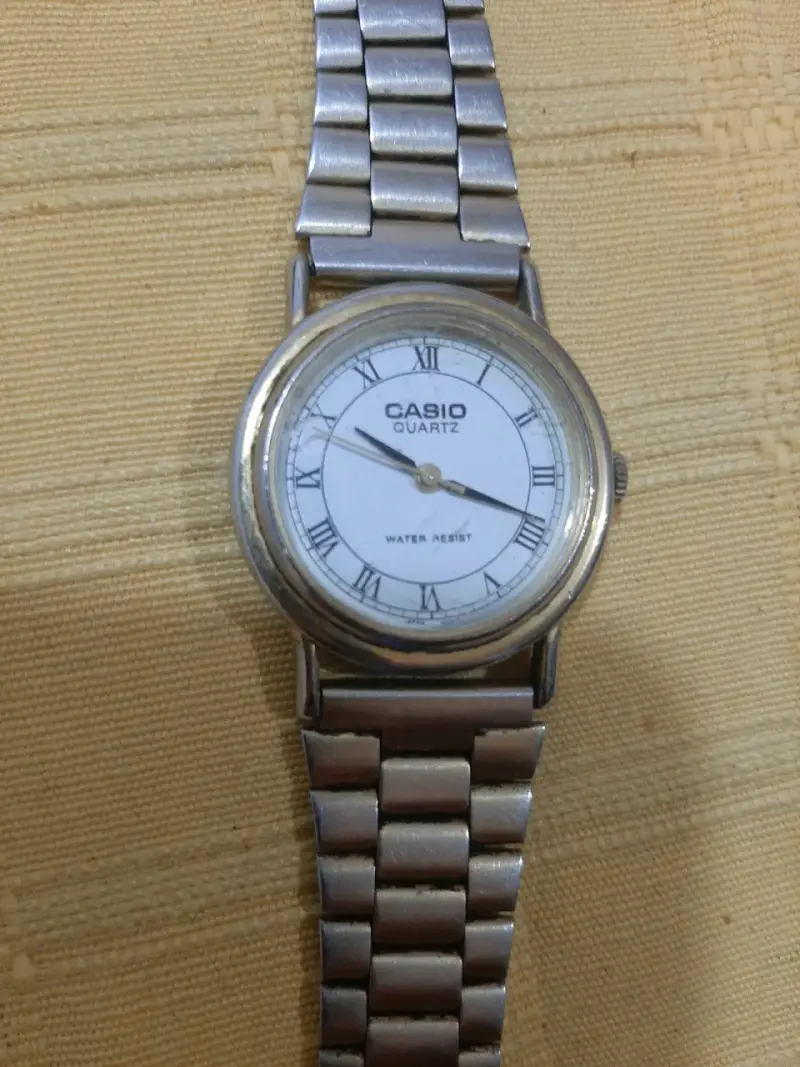 Reloj Casio Quartz Dorado vintage original
