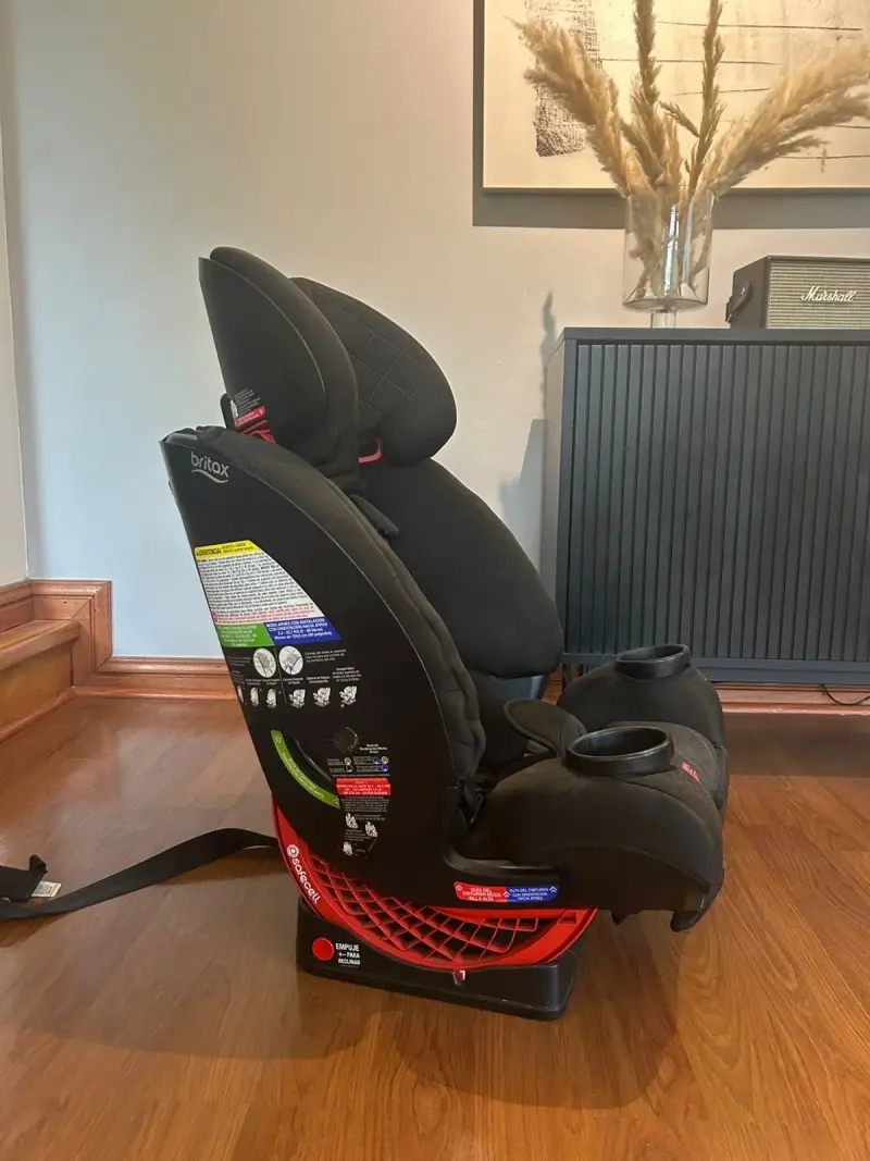 Silla de auto negra Britax one4life - 3