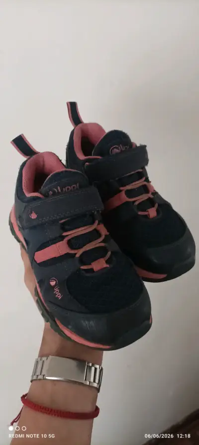 Zapatilla infantil negro y rosado - miniatura 5