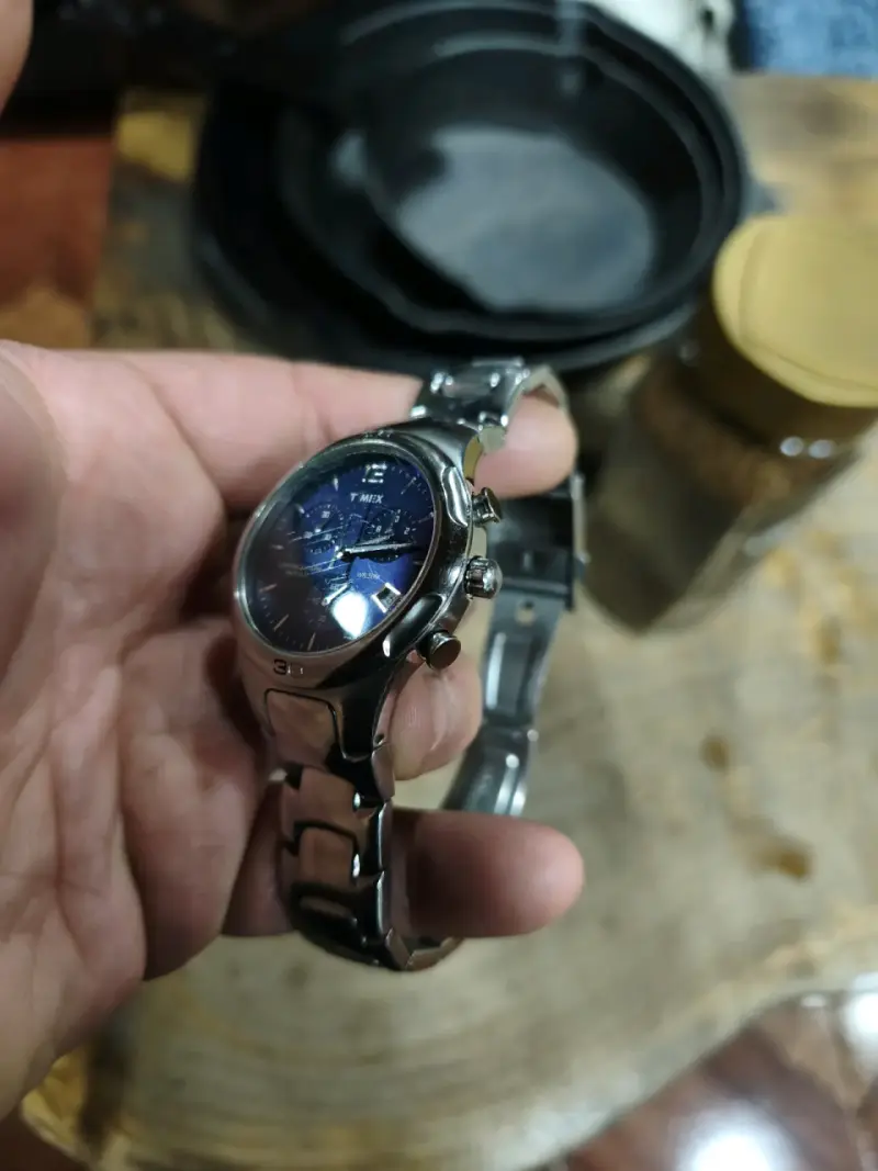 Reloj Timex cronógrafo azul - 4