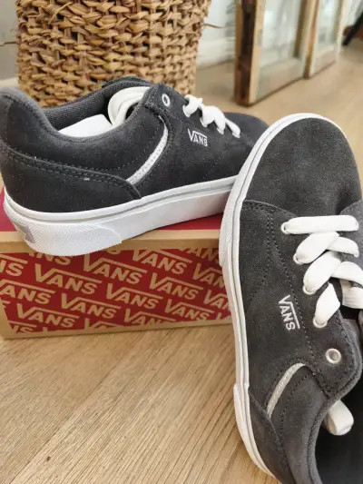 Zapatillas Vans gris oscuro - miniatura 1