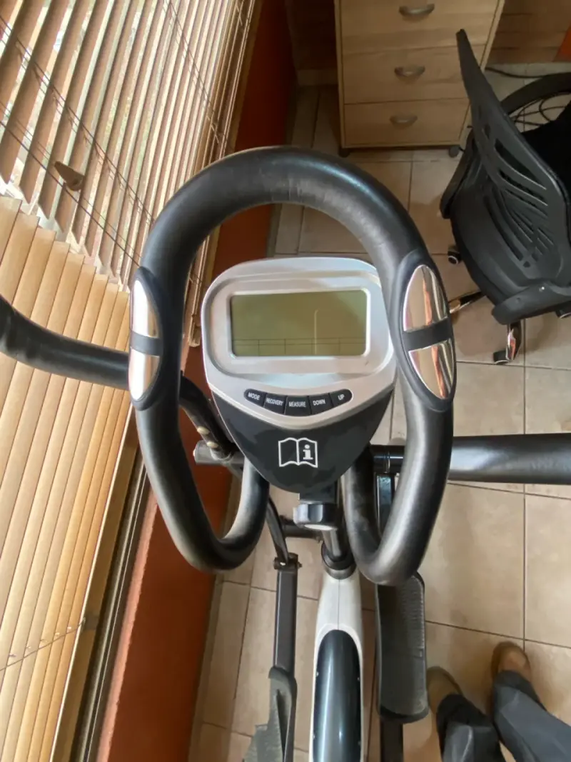 Bicicleta elíptica compacta - 3