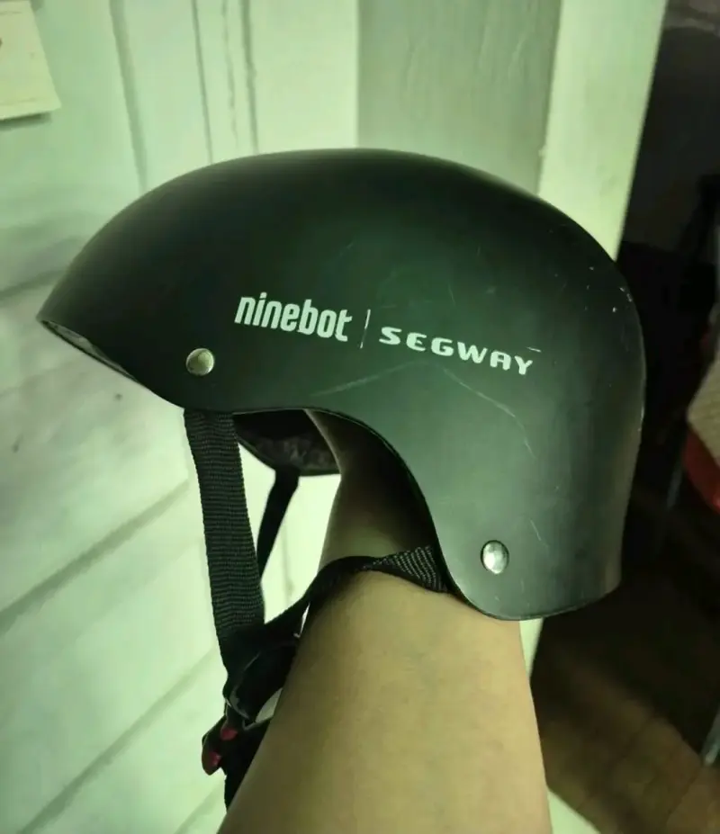 Casco Ninebot Segway negro - 1