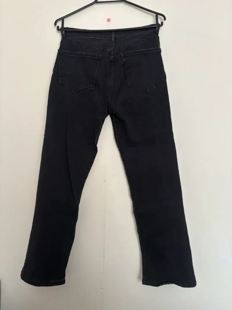 Jeans Basement - 2