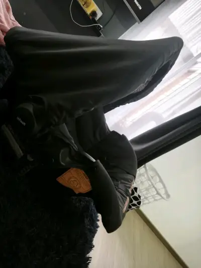 Silla de auto para bebé negra - miniatura 4