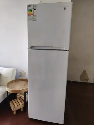 Refrigerador Daewoo blanco - miniatura 1