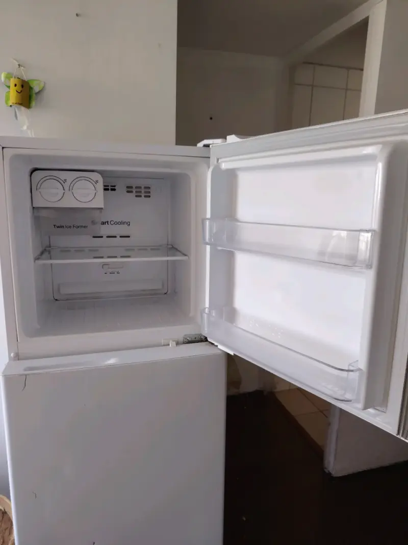 Refrigerador Daewoo blanco - 5