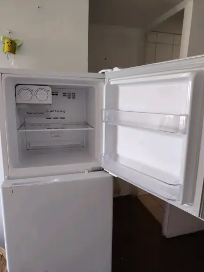 Refrigerador Daewoo blanco - miniatura 5