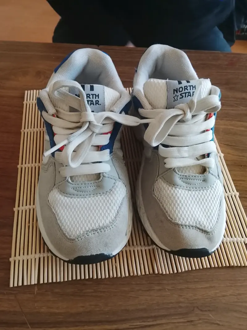 Zapatillas deportivas azul y negro - 3