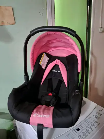 Silla de auto Bebesit rosada - miniatura 2