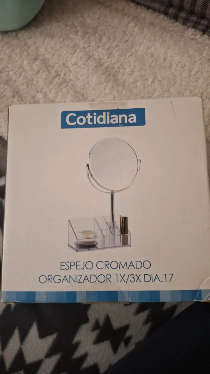 Espejo cromado organizador