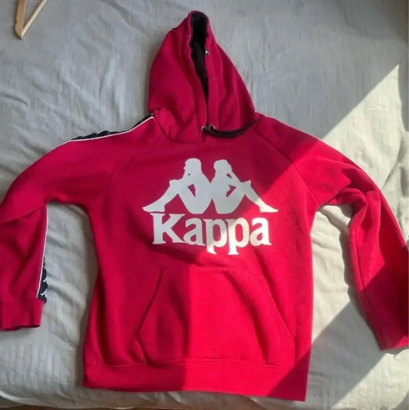 Polerón rojo Kappa con capucha - 2