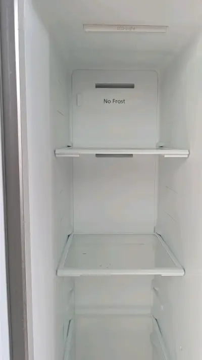 Refrigerador side-by-side plateado - miniatura 3