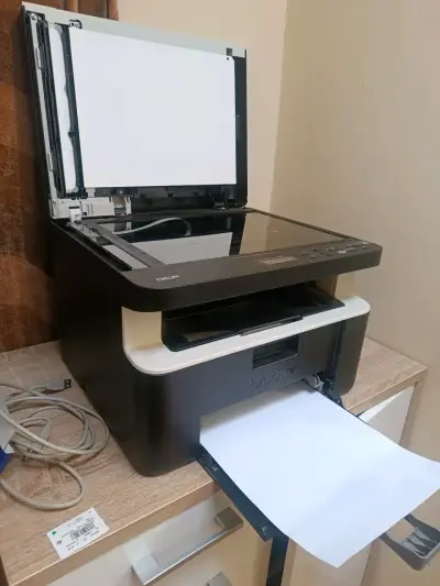 Impresora multifuncional Brother CDP-1617NW - miniatura 1