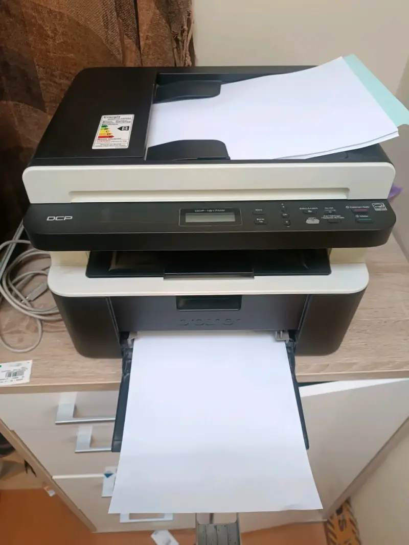 Impresora multifuncional Brother CDP-1617NW - 2