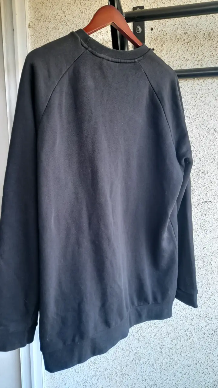 Polerón negro Adidas logo grande - 4