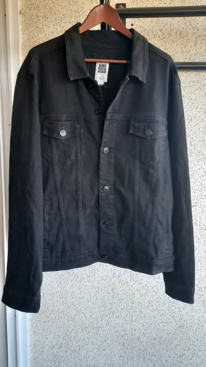 Chaqueta negra de mezclilla - 3