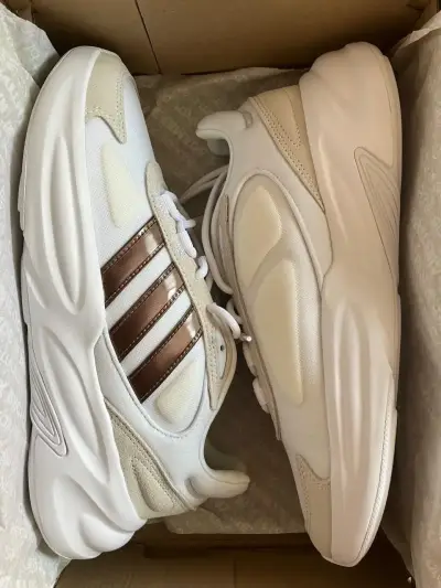 Zapatillas blancas Adidas Ozelle - miniatura 1