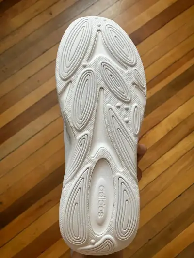 Zapatillas blancas Adidas Ozelle - miniatura 5