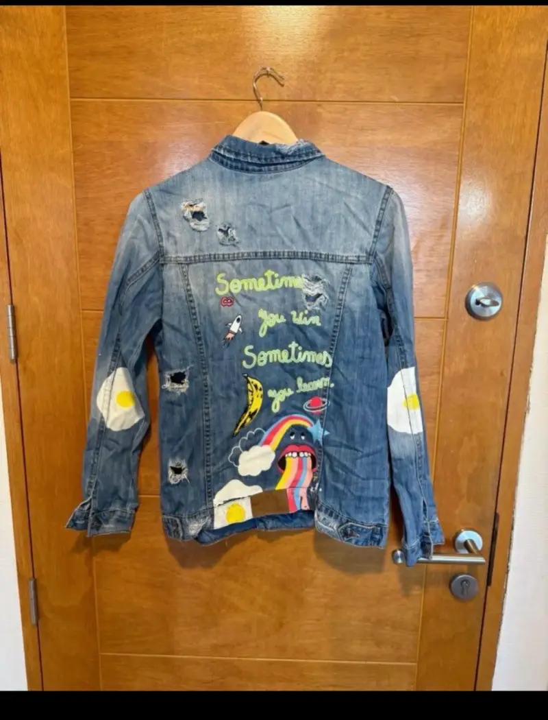 Chaqueta denim estampada colorida - 4
