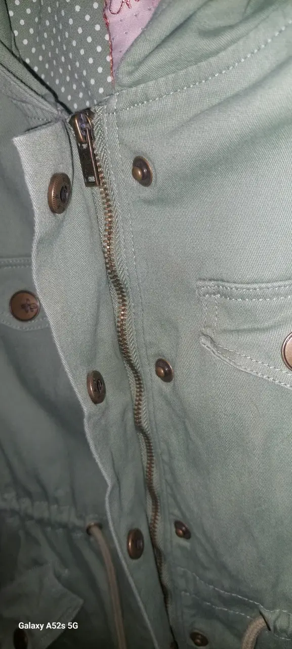 Parka verde con capucha - 4