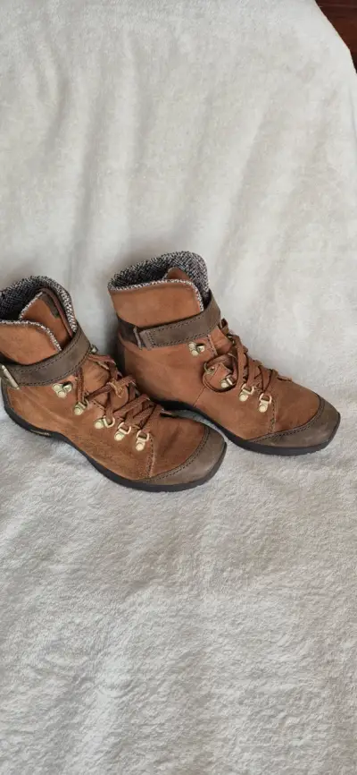 Botas de trekking color café marca Merrell - miniatura 3