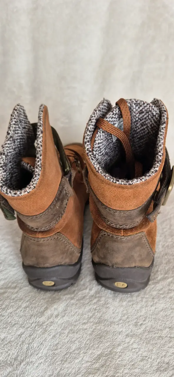 Botas de trekking color café marca Merrell - 5