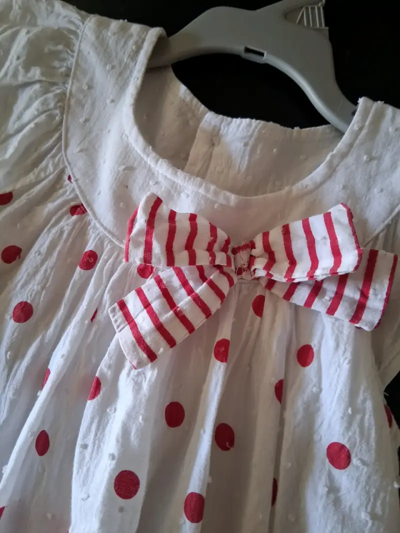 Vestido blanco con puntos rojos talla 3 - 2