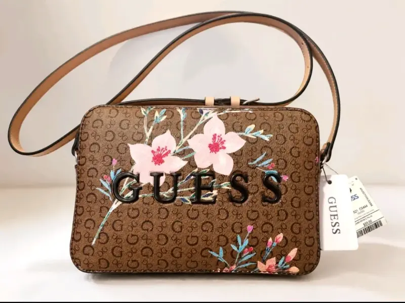 Cartera Guess con flores - 1
