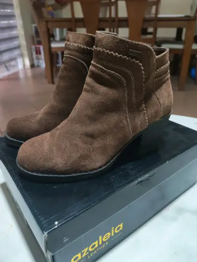 Botines café de cuero Azaleia - miniatura 1