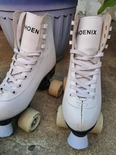 Patines de 4 ruedas Phoenix blancos n°35 - miniatura 1