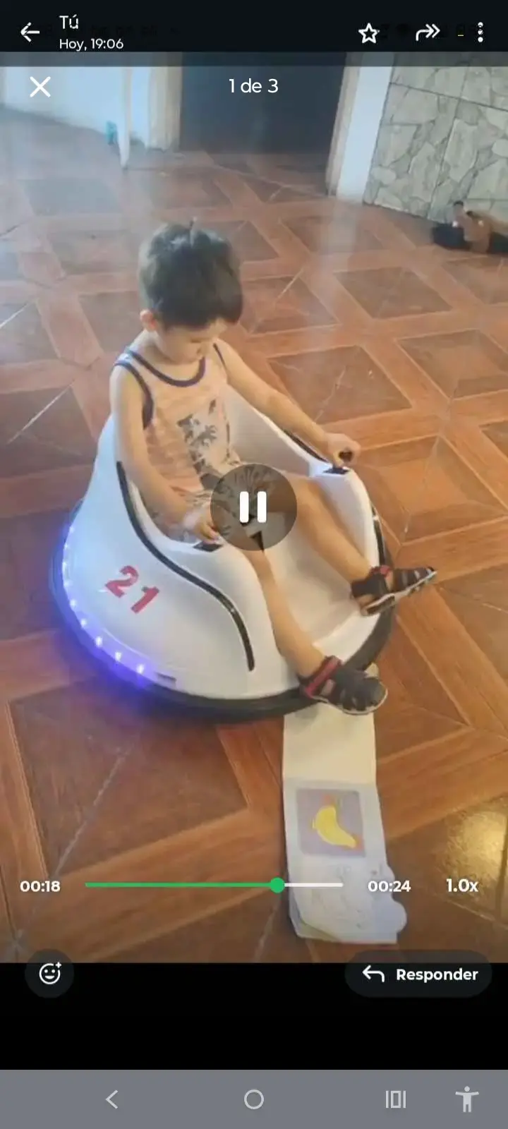 Mini auto electrico para niños - 1