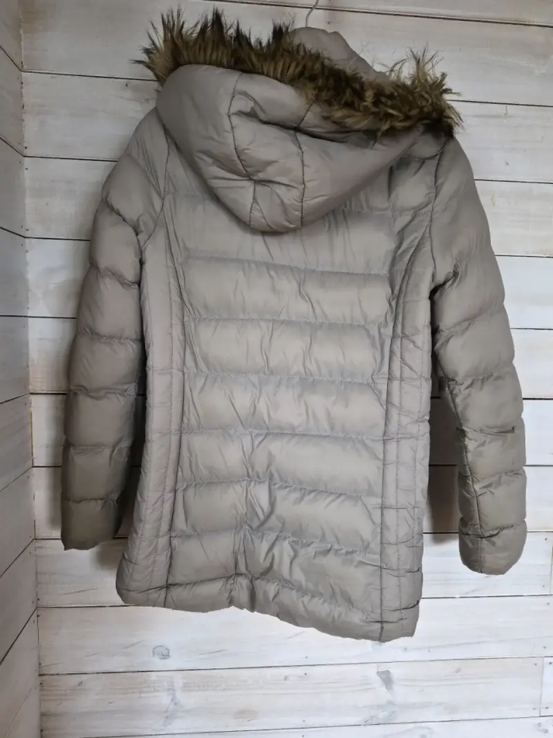 Parka beige con capucha de piel - 2