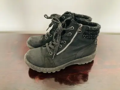 Botines negros con cierre lateral - miniatura 1