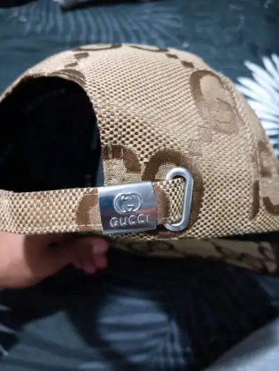 Gorra beige Gucci con logo GG - miniatura 2