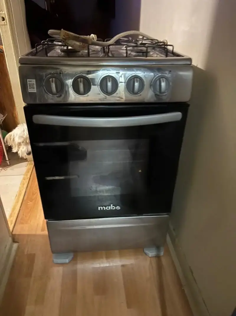 Cocina a gas Mabe de 4 quemadores - 1