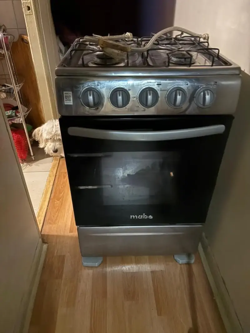 Cocina a gas Mabe de 4 quemadores - 2
