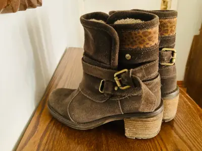 Botas marrones de gamuza - miniatura 4