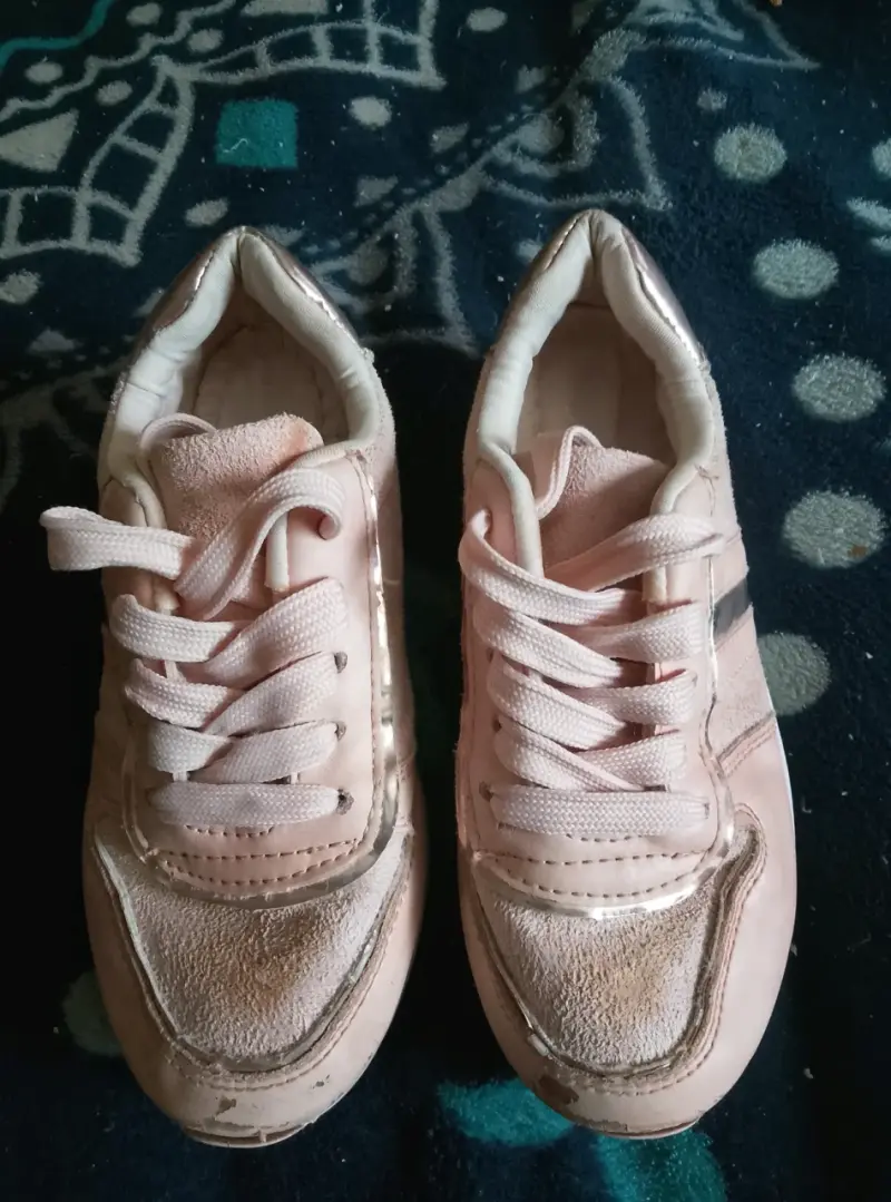Zapatillas rosadas número 30 - 2