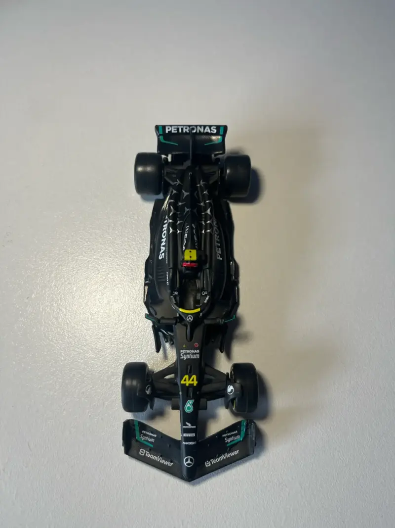 Auto de colección F1 Mercedes AMG - 4