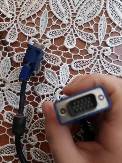 Cable VGA negro - miniatura 2