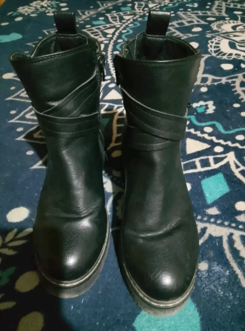 Botas negras número 36 - 1