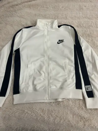 Chaqueta deportiva Nike blanca - miniatura 1