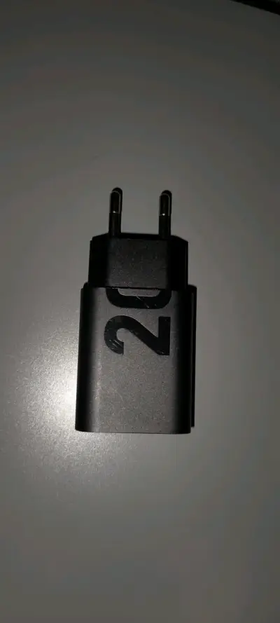 Cargador USB 20W - miniatura 1