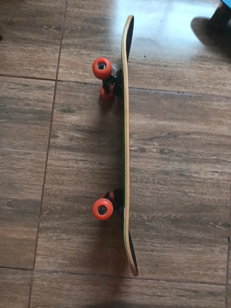Skateboard - 4
