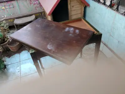 Mesa de madera vintage - miniatura 6