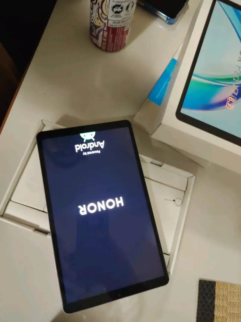 Tablet Honor pad x7 en caja - 3