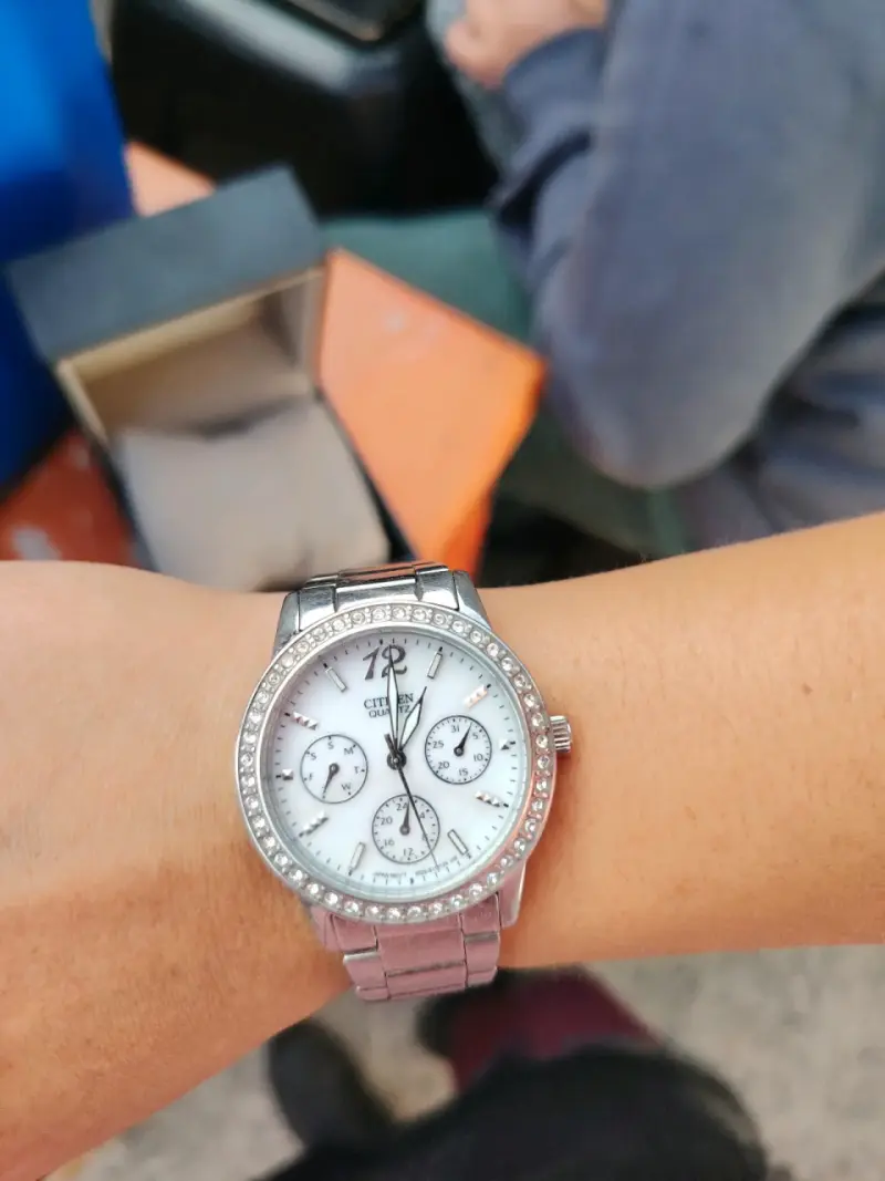 Reloj original Citizen - 3