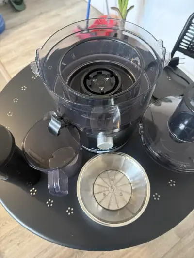 Extraxtor de jugo Nutribullet negra - miniatura 2